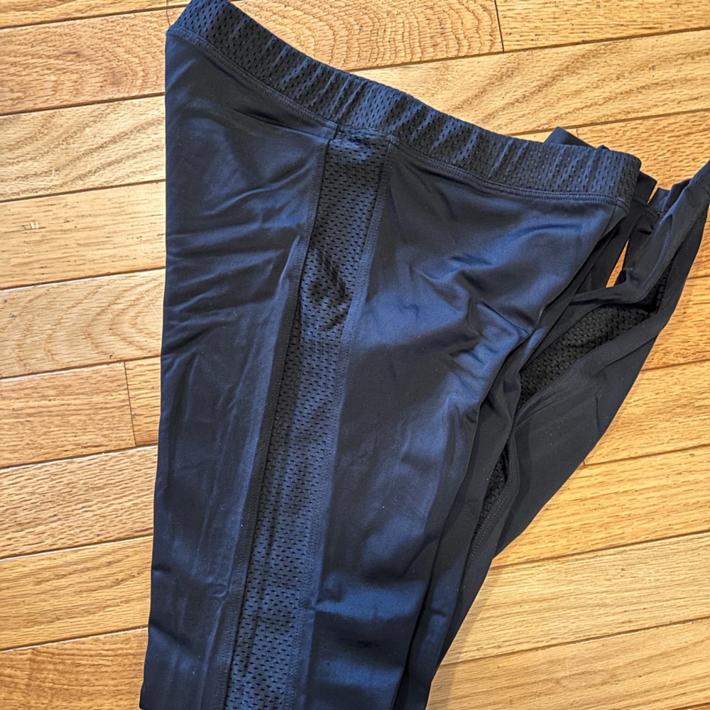 Onzie Black Jersey Strip Leggings - Sz S/M